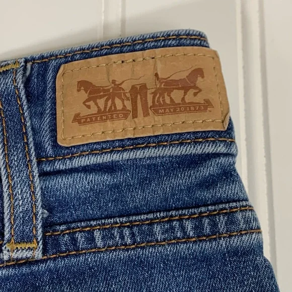 Jeans Levi’s Strauss  short jeans. - Picture 5 of 5